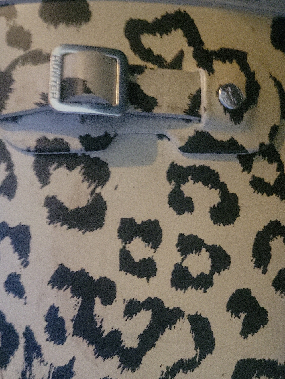 Hunter Leopard-Print Tall Rain Boots in Cream and Black. Girls Size 3 - Picture 4 of 7